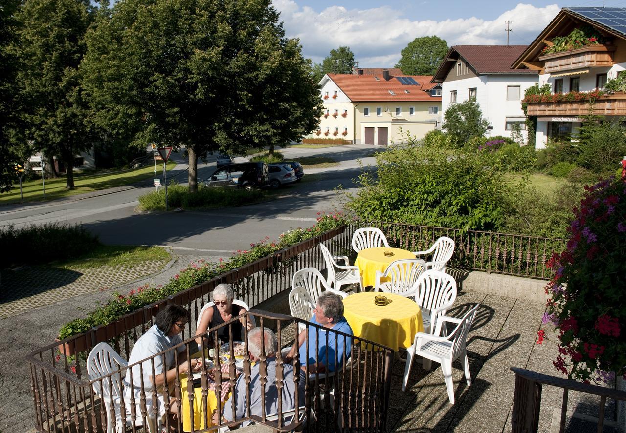 Landhotel-Gasthof-Schreiner Hohenau Buitenkant foto